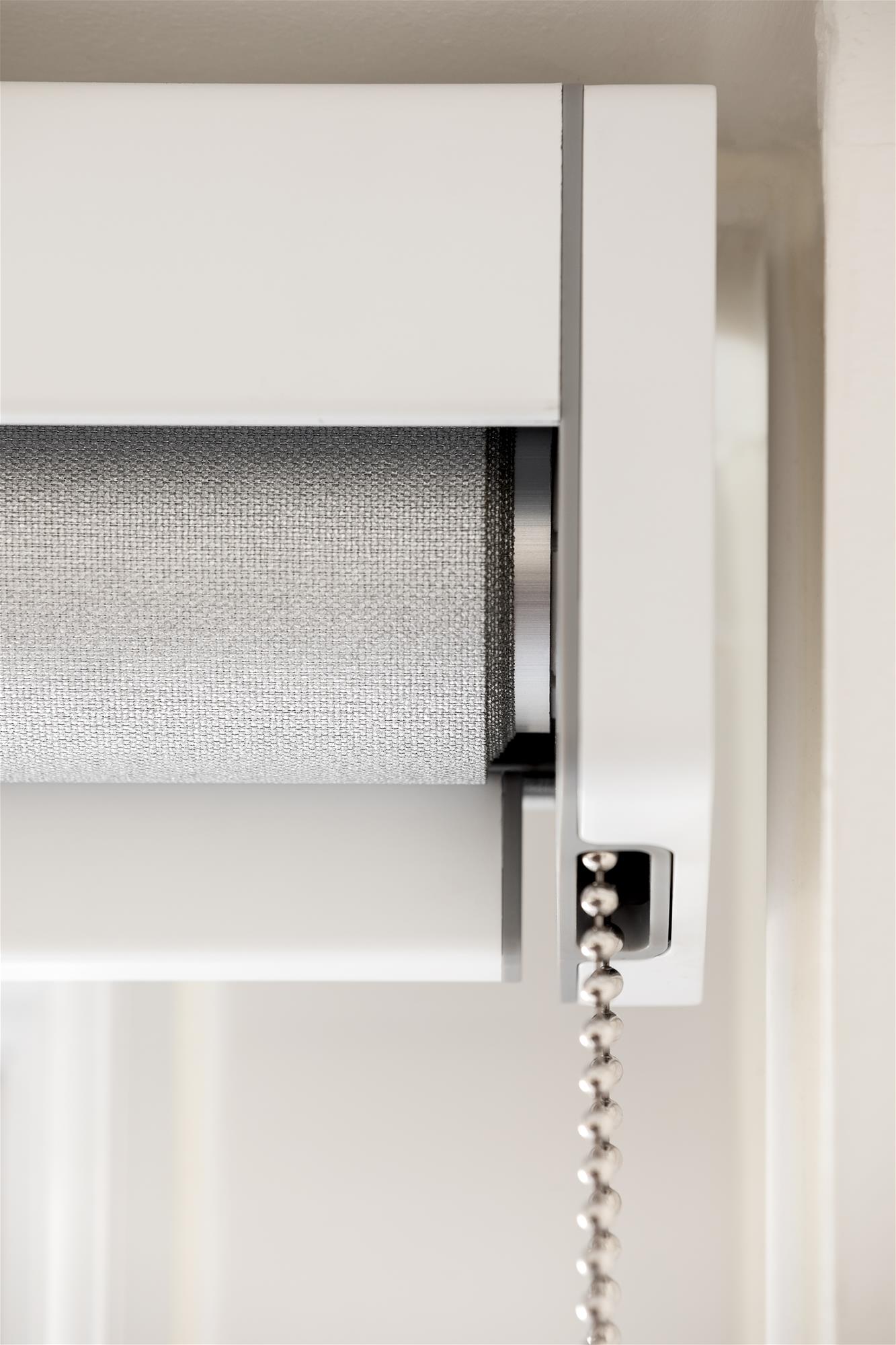 Kvadrat Shade / Semi-open 9003